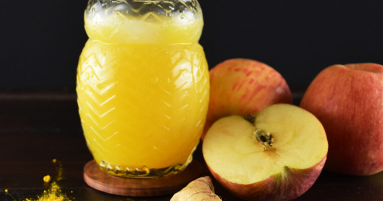 Smoothie Time – Apple, Ginger and Turmeric